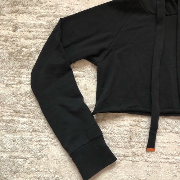 Super Cropped Black Hoodie Size Small - Picture 5 of 8
